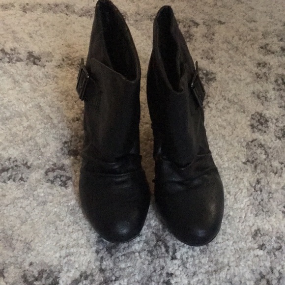 Madden Girl wedge booties - Picture 2 of 4